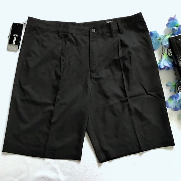 Adidas NWT Climalite Golf Pleated Tech Shorts Men 40 - Picture 3 of 10